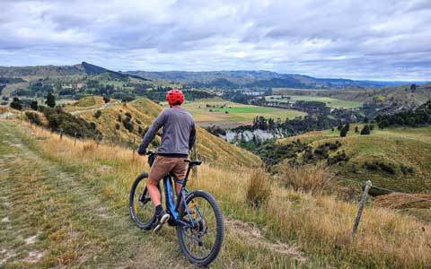 Gorges to See Bike Ride